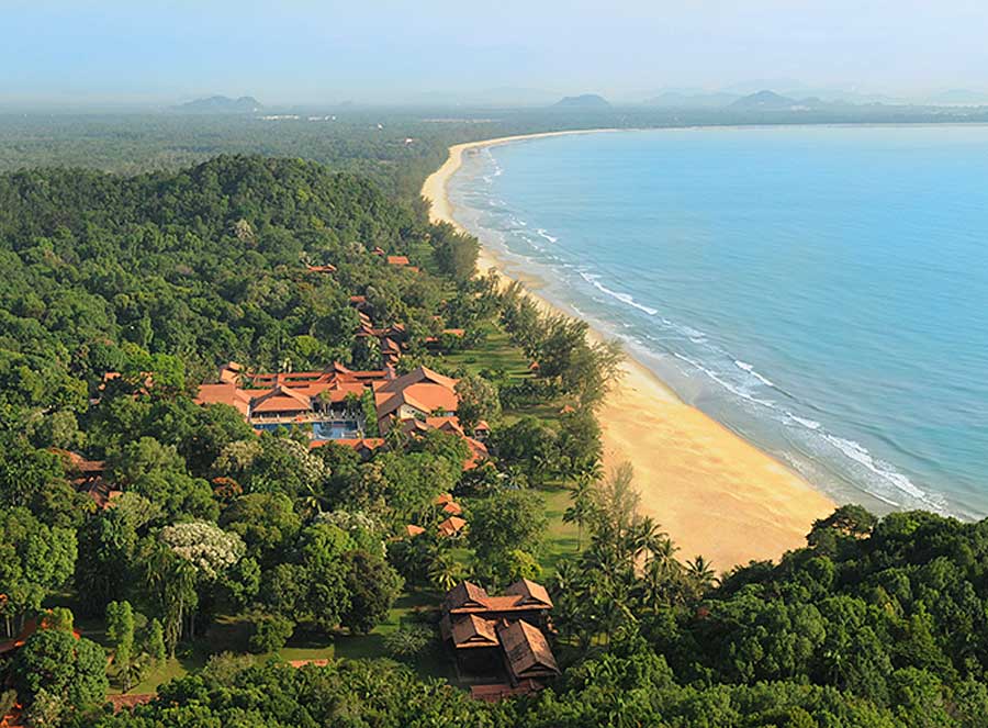 Die Anlage des Club Med in Cherating Beach in Malaysia.Vier Kilometer Urlaub am Chinesischen Meer 